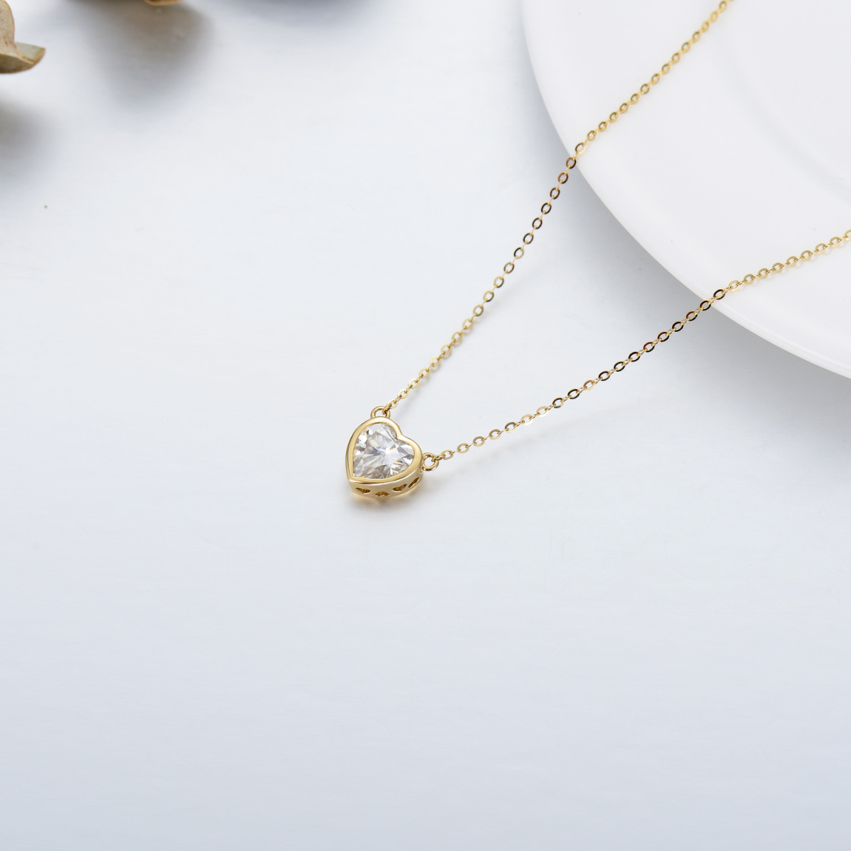 Collier pendentif coeur en or 14K Moissanite-3