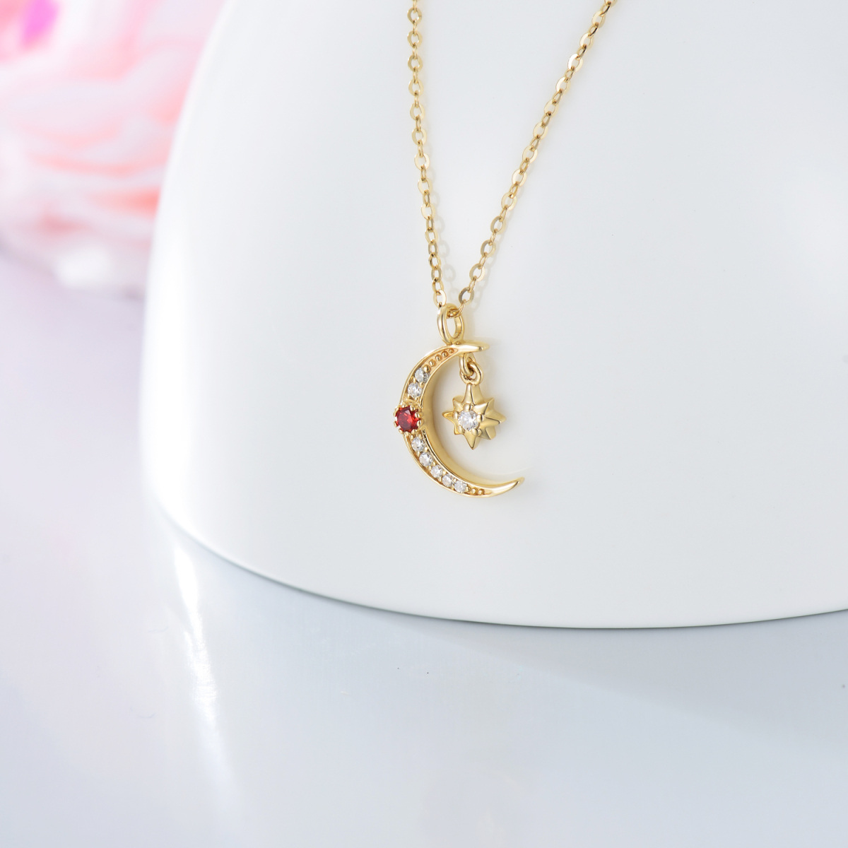 Collar de oro de 14 quilates con luna y estrella de moissanita-3