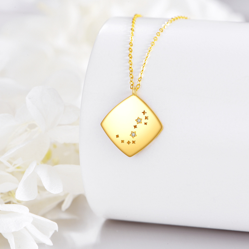 Halskette mit Moissanit-Anhänger in Skorpion-Optik aus 18-karätigem Gold-4