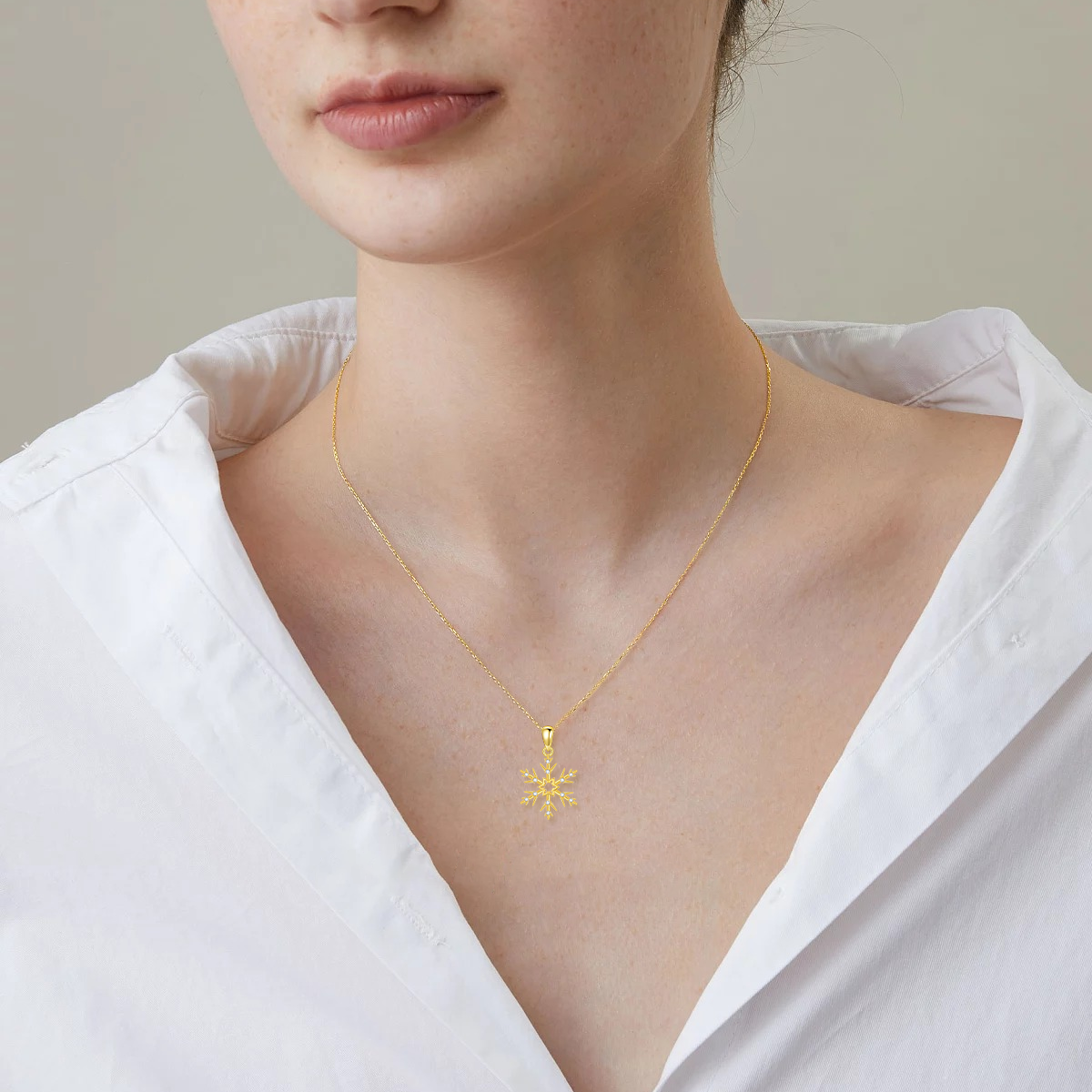 14K Gold Moissanite Snowflake Pendant Necklace-2