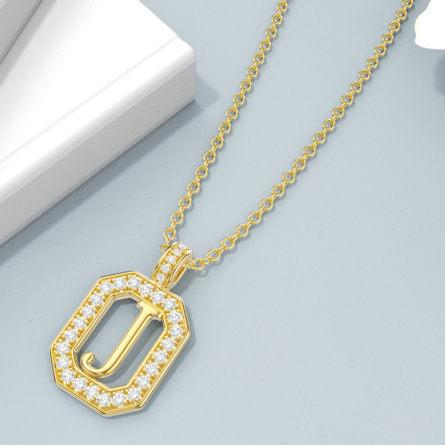 Collana con ciondolo quadrato in moissanite d'oro 14K con lettera iniziale J-4