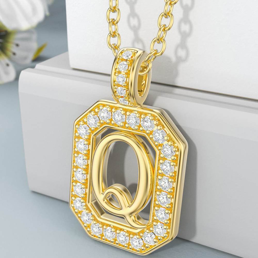 Colar com pendente quadrado Moissanite em ouro de 10K com a letra inicial Q-3