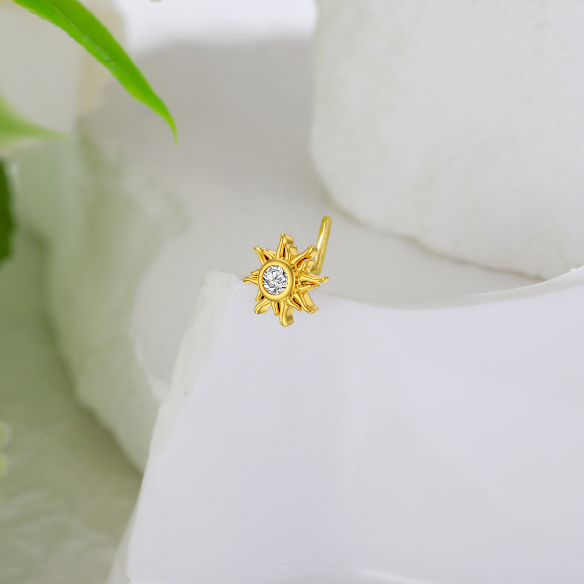 18K Gold Moissanite Sunflower Nose Ring-4