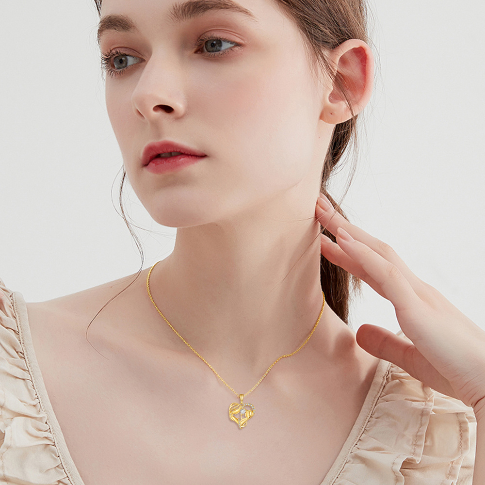 Collar con colgante de mamá y bebé de circonita cúbica en forma de corazón de oro de 14 quilates para nueva mamá-2