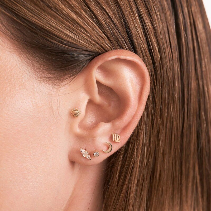 Aretes de tachuelas de luna en oro de 14 quilates-2