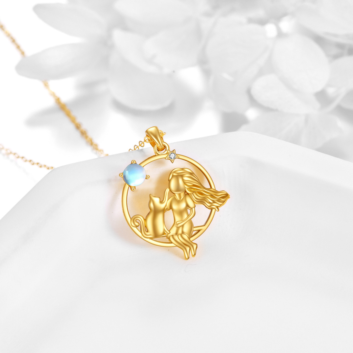 Collar con colgante de CatGirl y piedra lunar en oro de 14 quilates-4