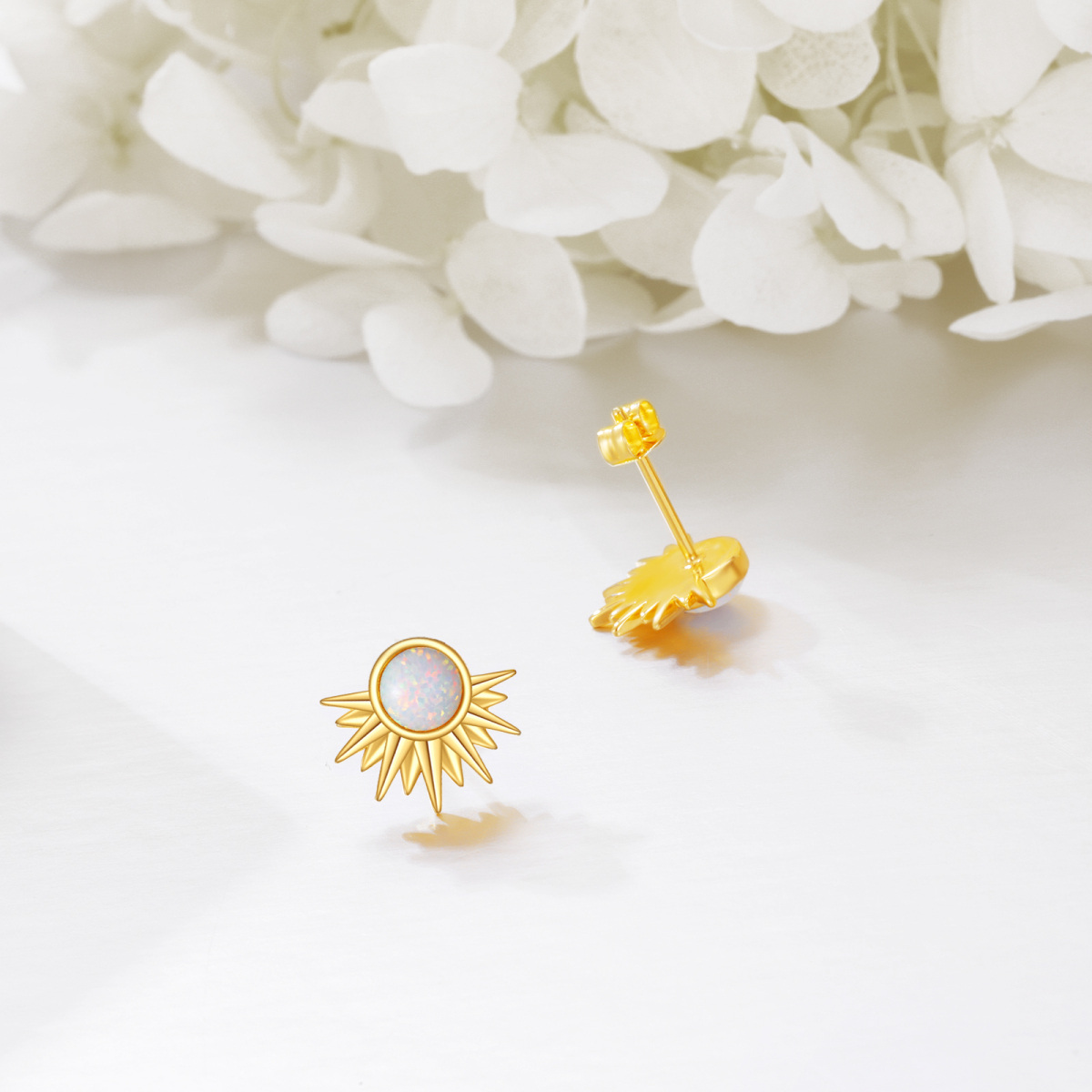 Aretes tipo sol con ópalo en oro de 14 quilates-3