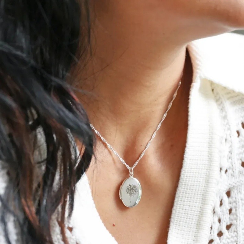 14K-Gold-Oval-Personalisierter-Foto-Medaillon-Halskette-2