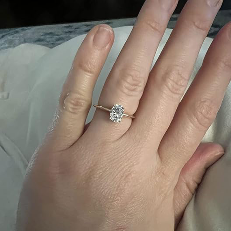 Aliança de casamento de moissanite em formato oval em ouro 14K-2