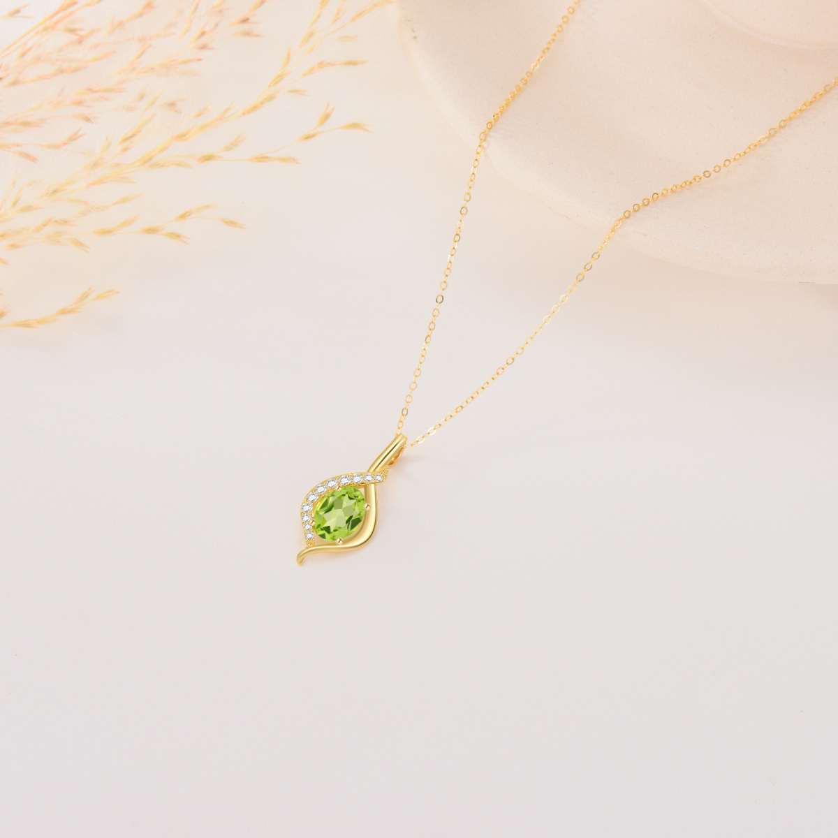 14K Gold Oval Shaped Olivine Peridot Pendant Necklace-4