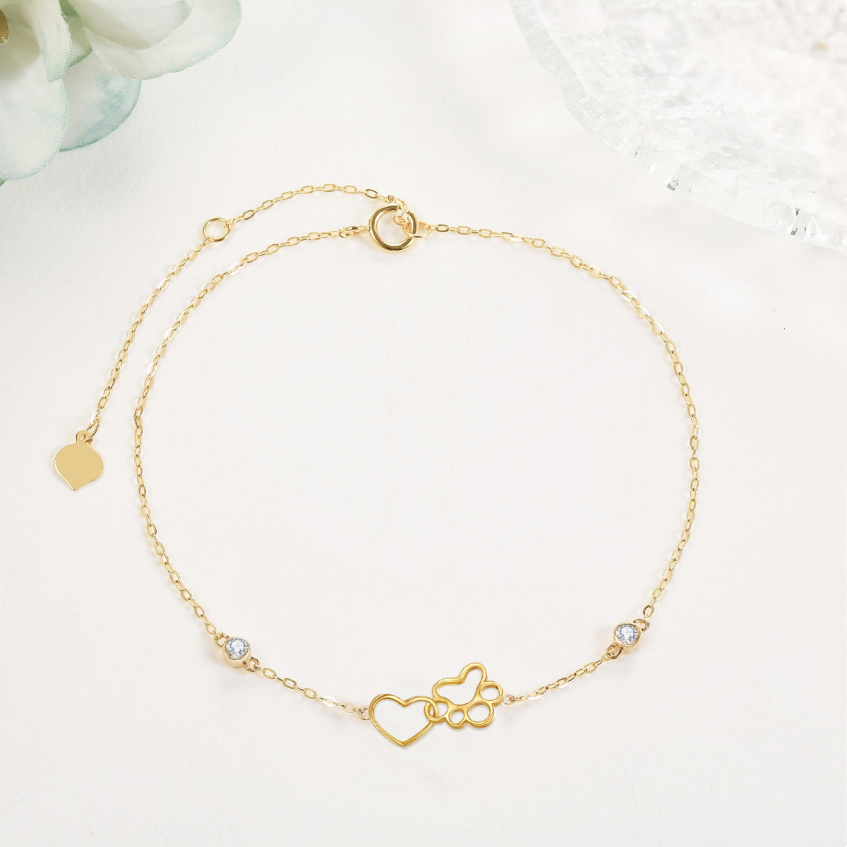 Pulsera con dije de corazón y circonita cúbica en oro de 14 quilates-4