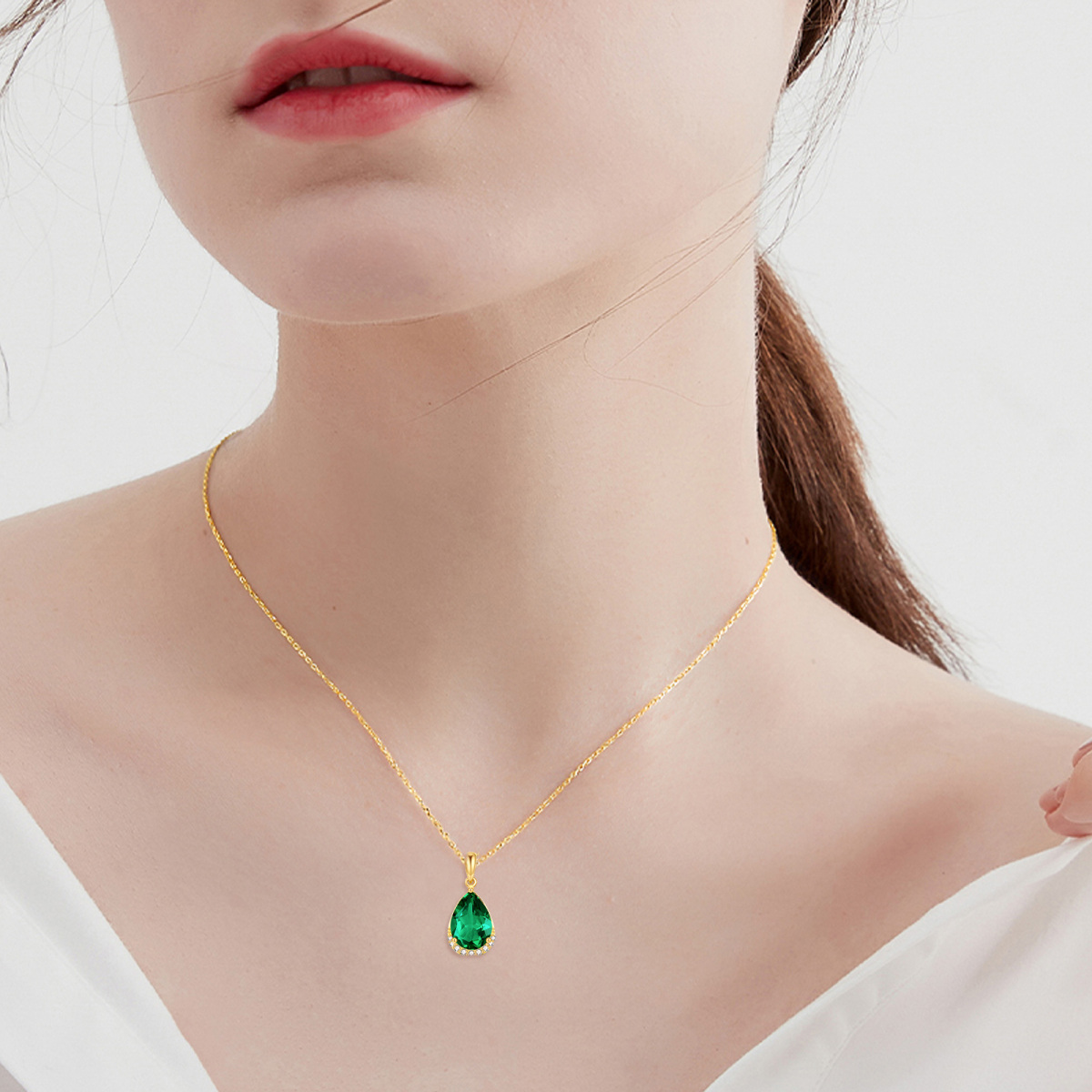 10K Gold Pear Shaped Emerald Crystal Drop Shape Pendant Necklace-2