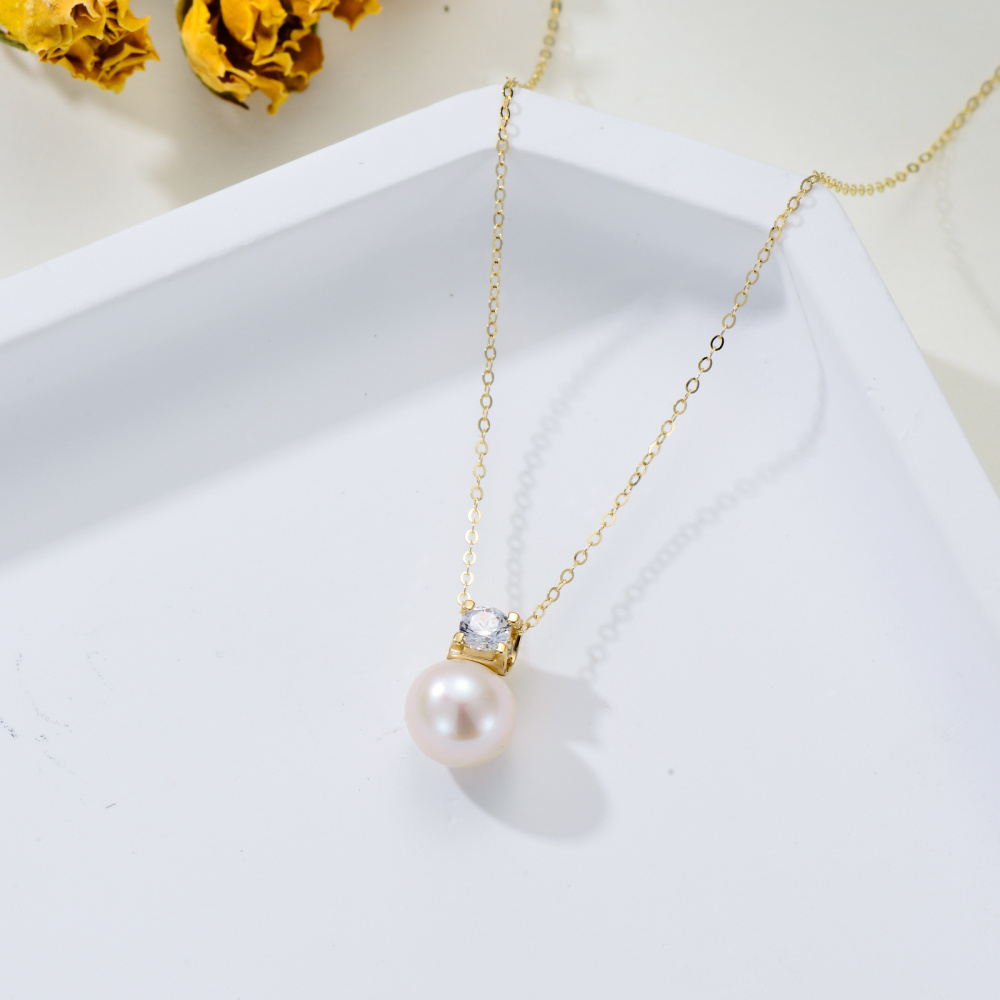 Colar com pingente de pérola em ouro 10K com moissanite de corte princesa-4