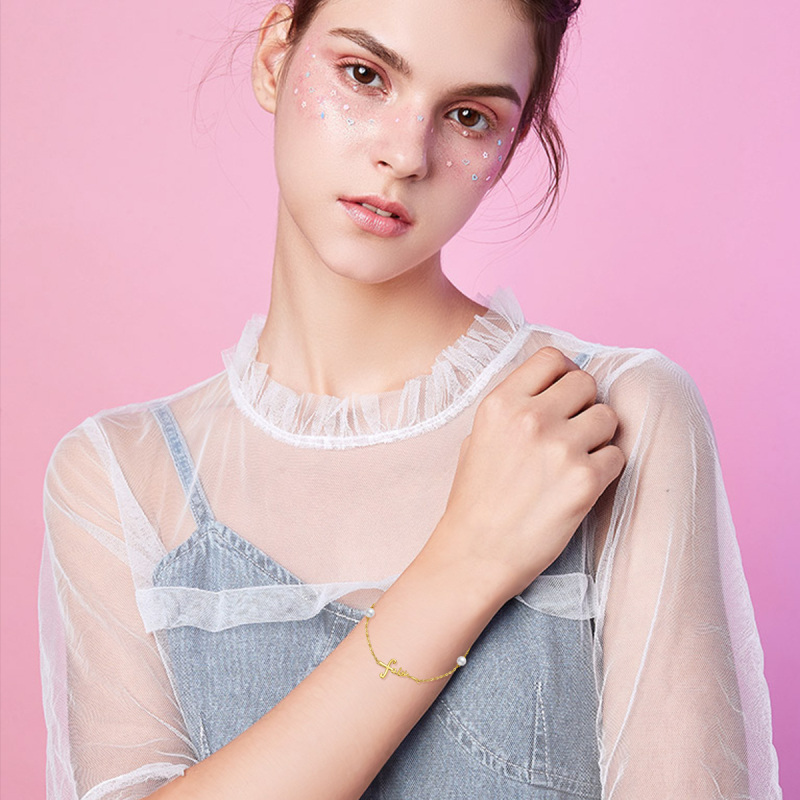 Personalisiertes Armband mit Gravur aus 10-karätigem Gold und Perle für Damen-2