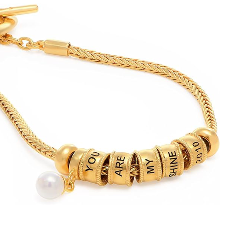 Pulsera con dije grabado personalizado de perla y oro de 18 quilates para mujer-4