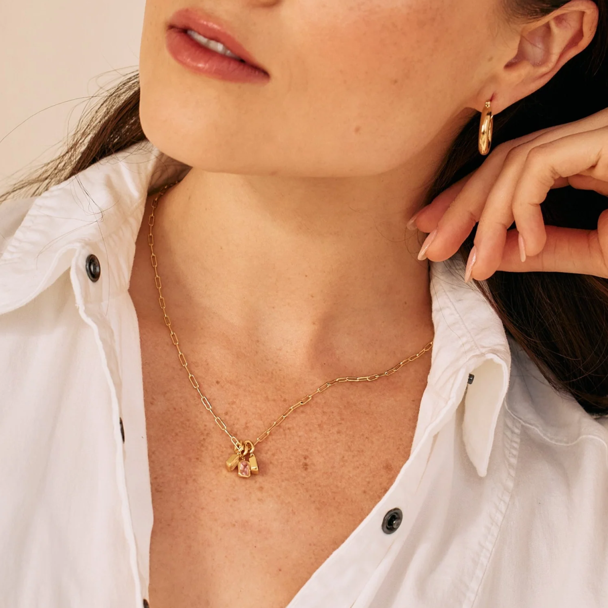 Collar con colgante personalizado de oro de 14 quilates con piedra de nacimiento para hermano y hermana-2