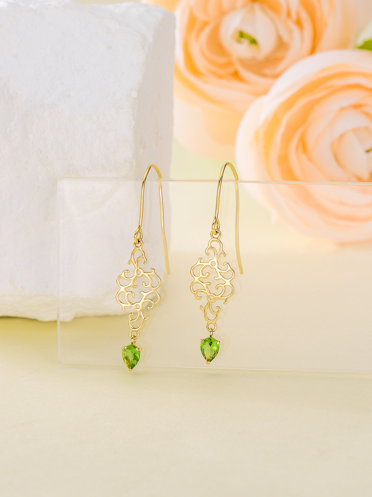 Pendientes colgantes con piedra de nacimiento personalizada de circonita cúbica en oro de 14 quilates-4