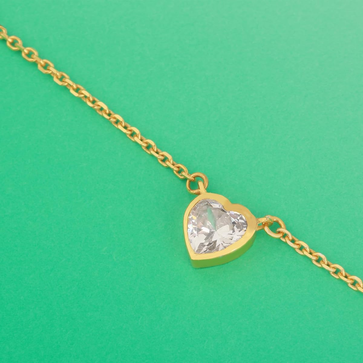 Collar con colgante de corazón con piedra de nacimiento personalizada de circonita cúbica en oro de 14 quilates-3
