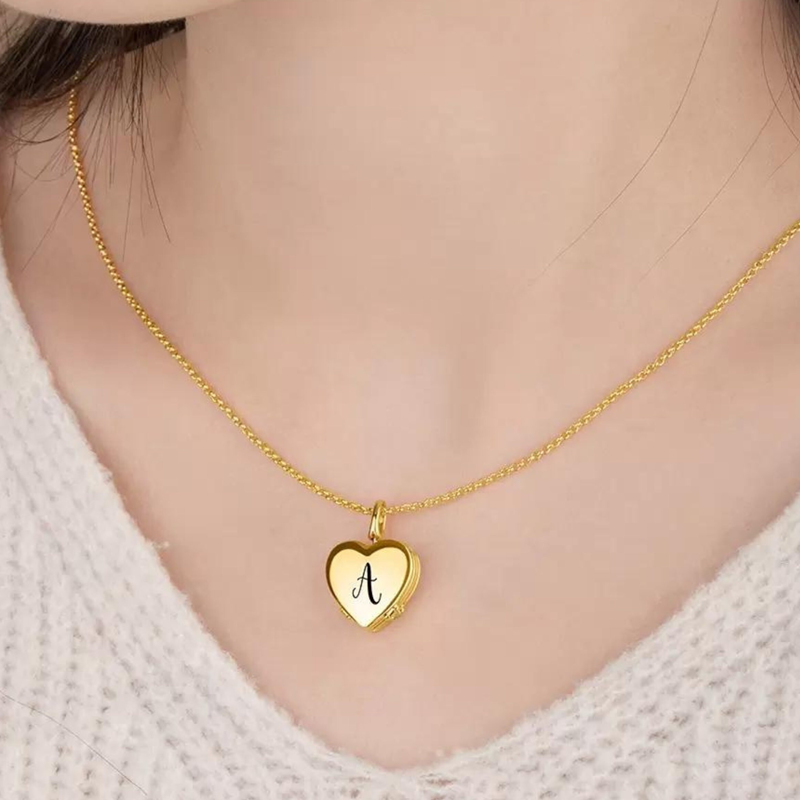 Gold Vermeil Personalized Engraving Four Leaf Clover Heart Photo Locket Necklace-3