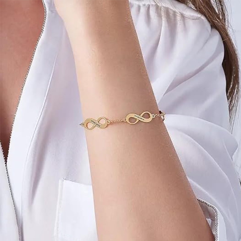 14K gouden gepersonaliseerde gegraveerde oneindigheidssymbool-hangerarmband voor vrouwen-2