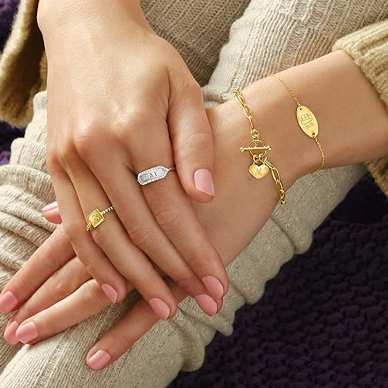 Gold Vermeil Personalisiertes Anfangsbuchstaben-Herz-Charm-Büroklammer-Kettenarmband für Frauen-2