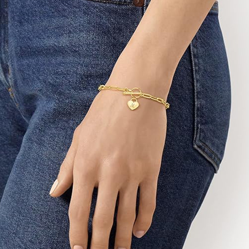 Pulsera de cadena con clip de papel con dije de corazón y letra inicial personalizada en oro vermeil para mujer-3