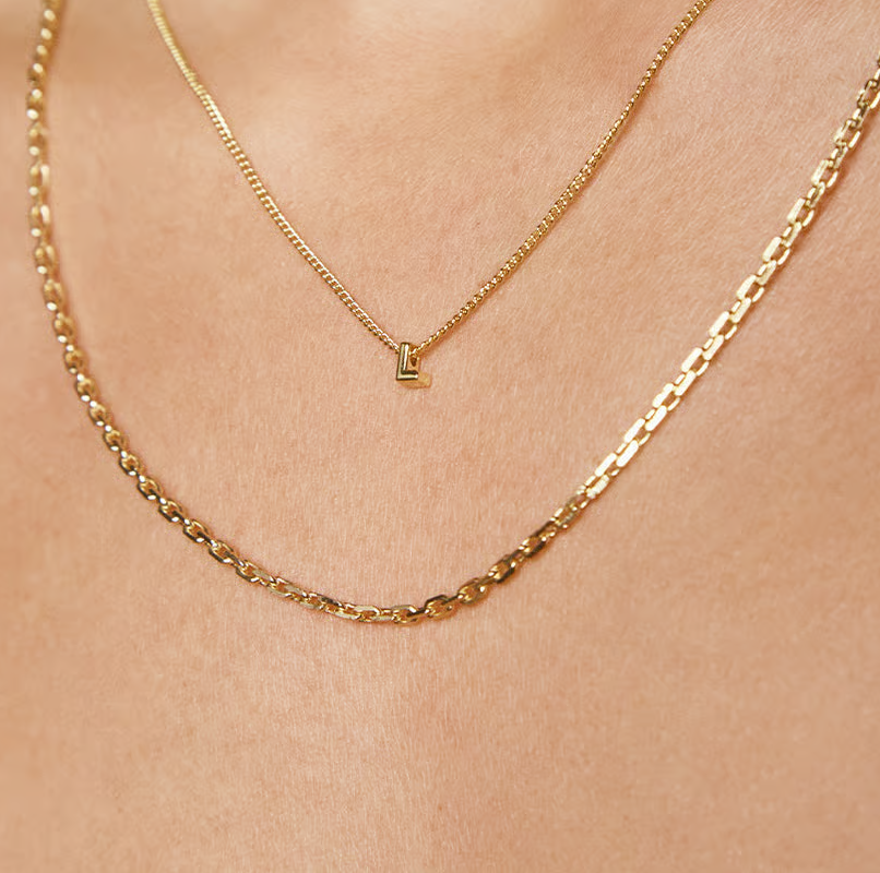 Personalisierte Halskette mit Anhänger aus Sterlingsilber mit Gelbgoldbeschichtung und Anfangsbuchstaben-3