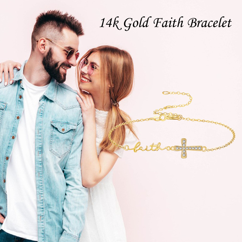 Pulsera con cruz y nombre personalizado en oro de 14 quilates para mujer-6