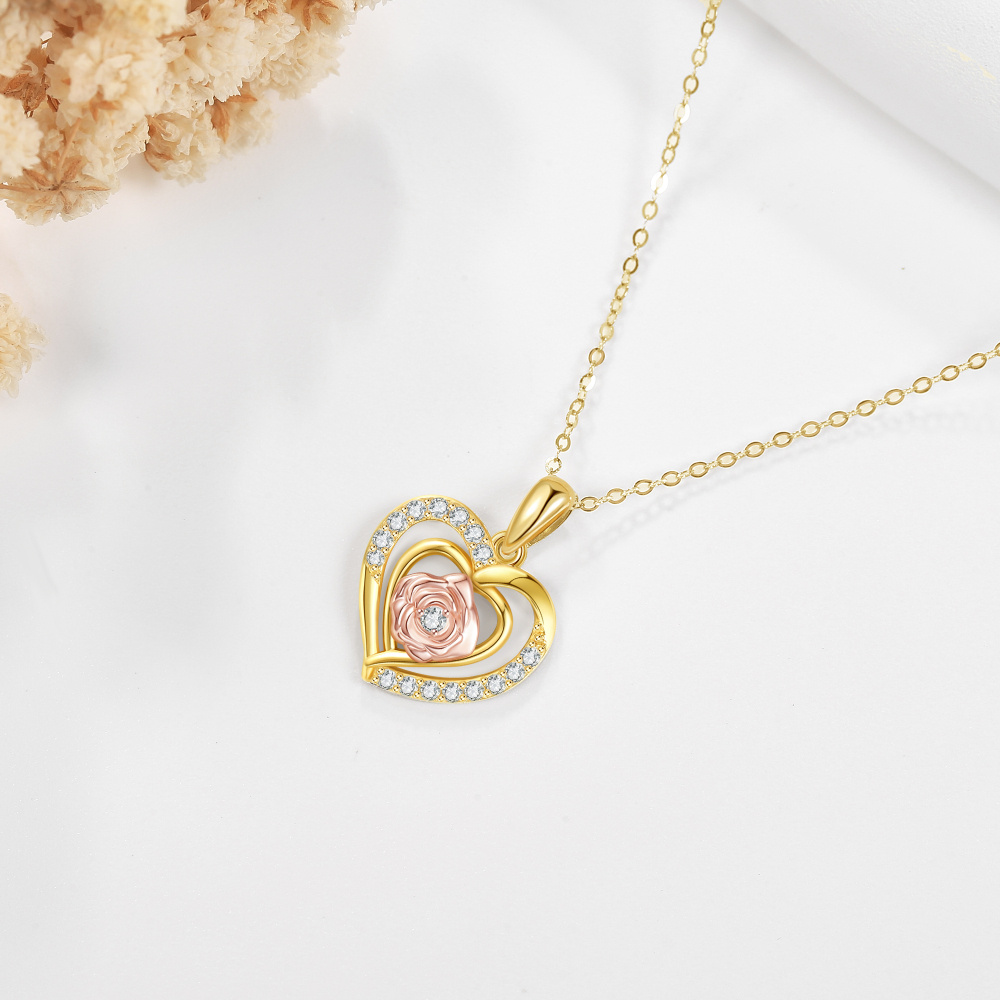 Collar con colgante de corazón y rosa de moissanita circular de dos tonos de 14 quilates para mujer-4