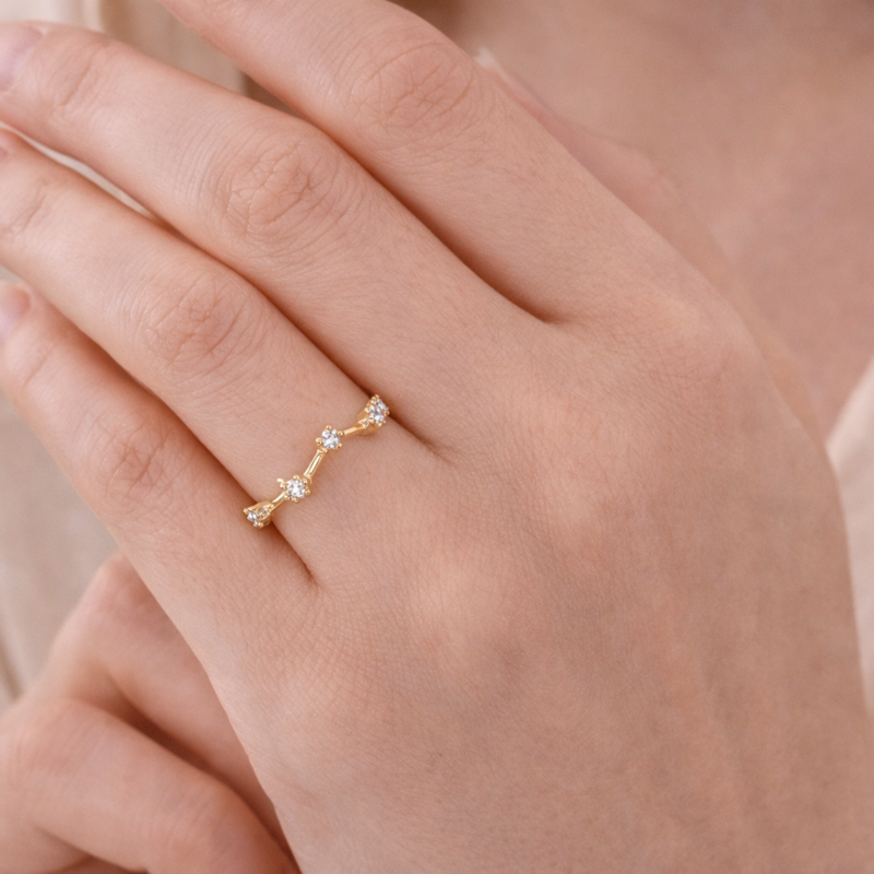 Anillo apilable personalizado de diamantes de laboratorio de corte redondo en oro de 14 quilates, color D, pureza VVS1-VS1, 3EX.-2