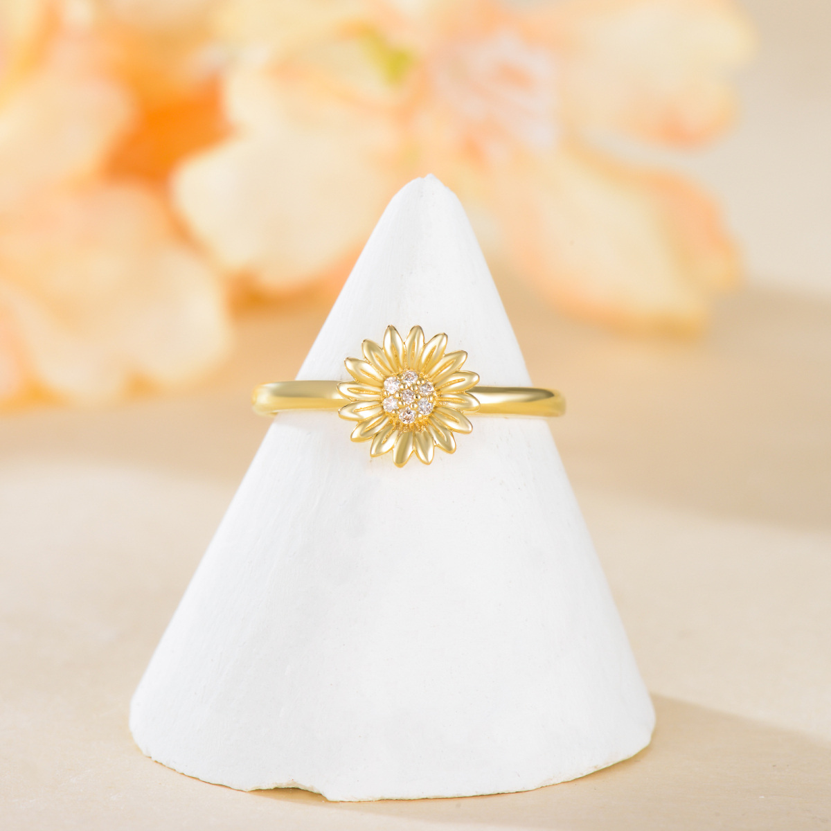 14K Gold Round Moissanite Sunflower Ring-3