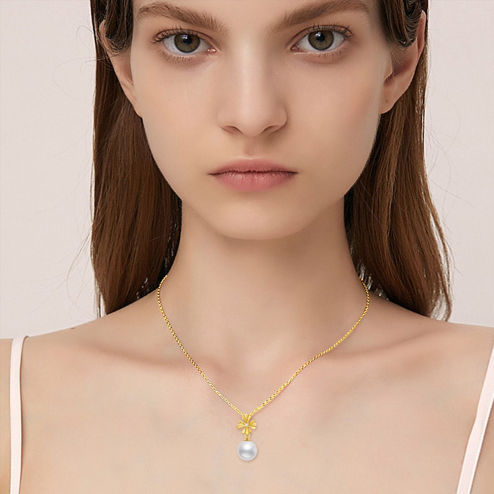 10K Gold Cubic Zirconia Round Pendant Necklace-2