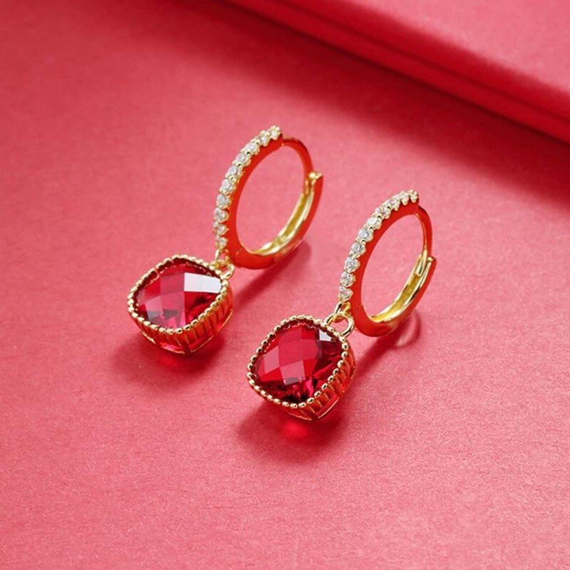 Kolczyki z rubinami w kolorze różowego złota 14K przedstawiające parę, babcię, matkę i siostry-3