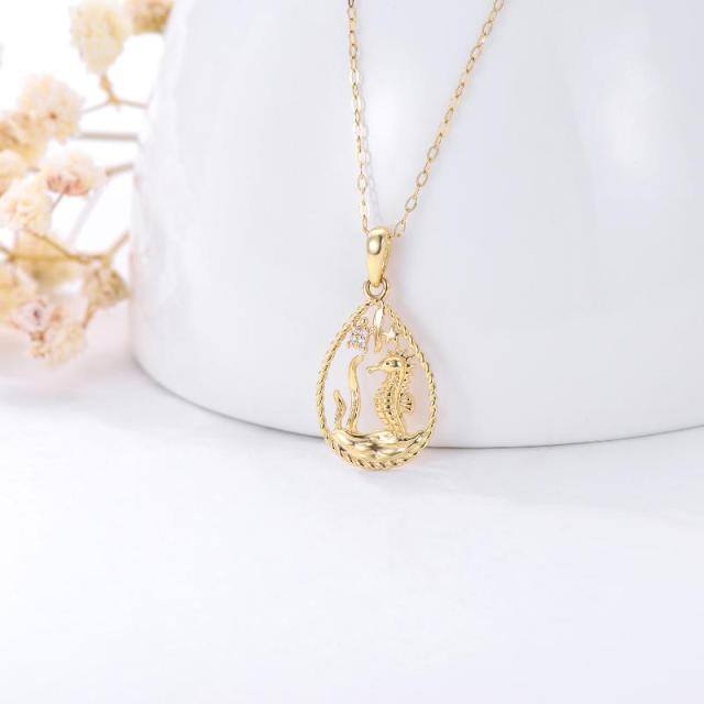 Collier en or 14K avec pendentif tortue de mer, hippocampe et étoile de mer en zircon cubi-3