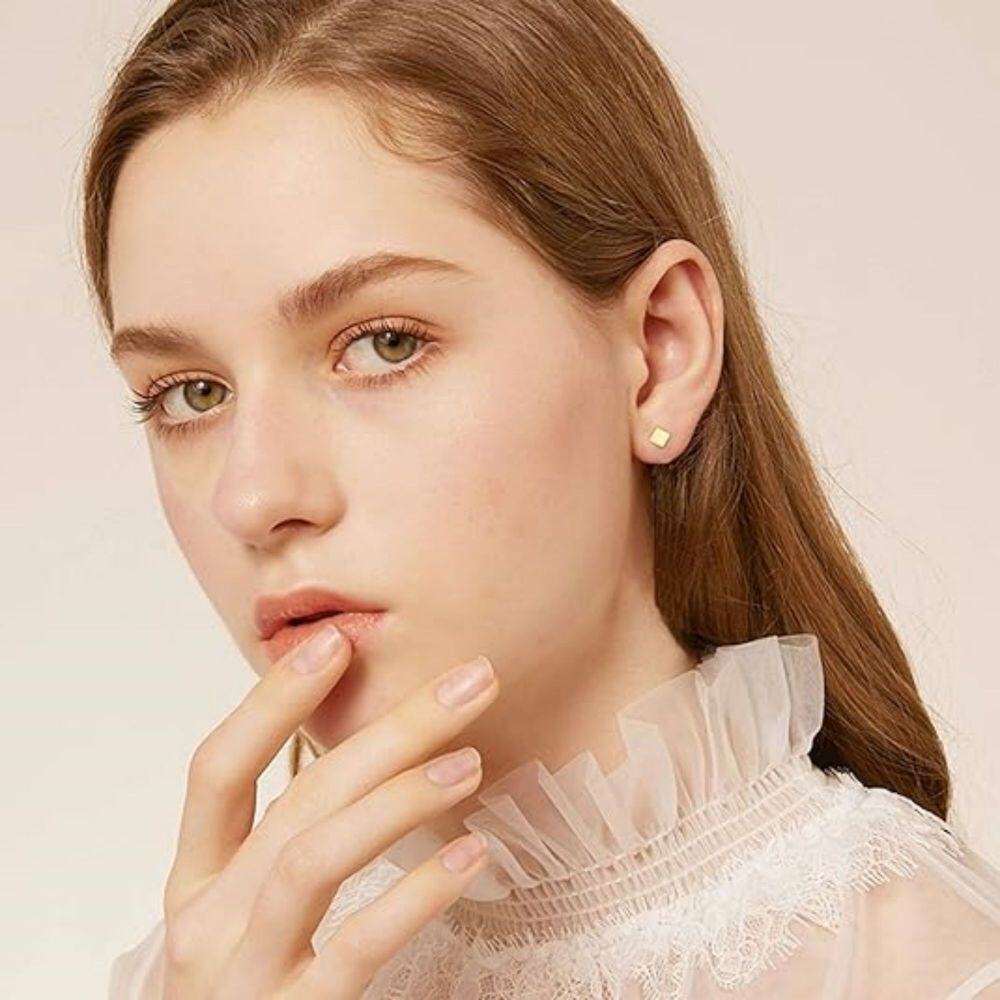 10K Gold Square Stud Earrings-2