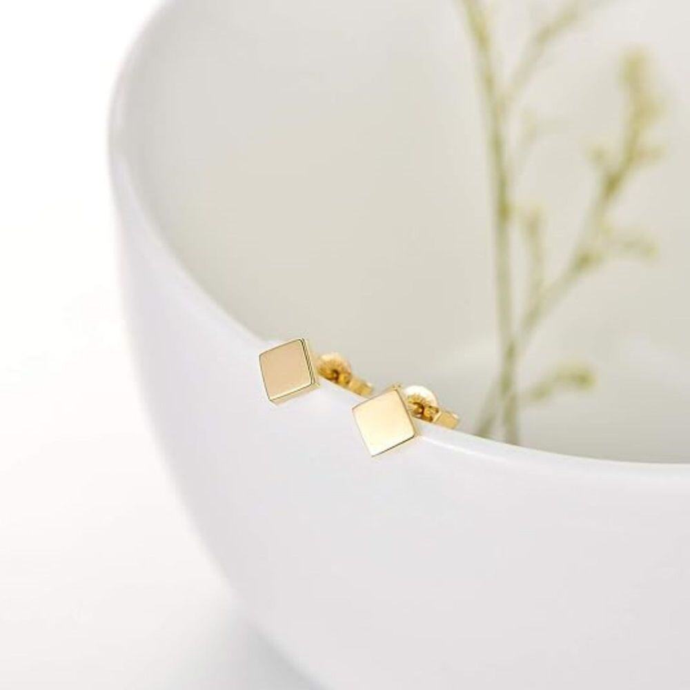 10K Gold Square Stud Earrings-3