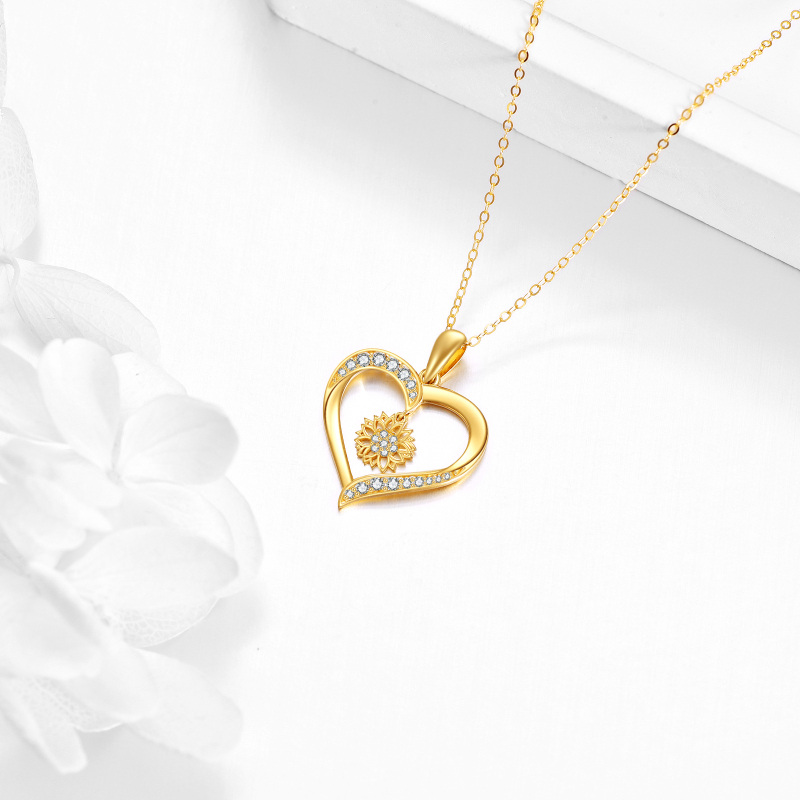 Collar con colgante de girasol y corazón de circonita cúbica en oro de 10 quilates-4