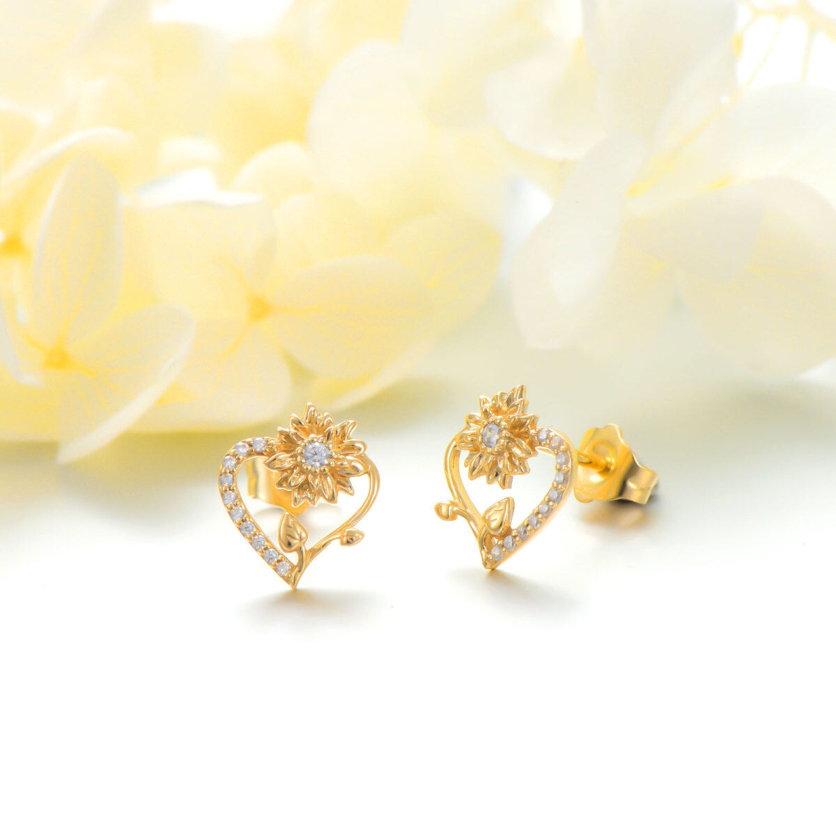 Pendientes de oro de 14 quilates con forma de corazón de girasol y circonita cúbica-4