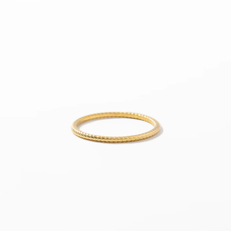 Anillo de cuerda fina de oro de 14 quilates-15