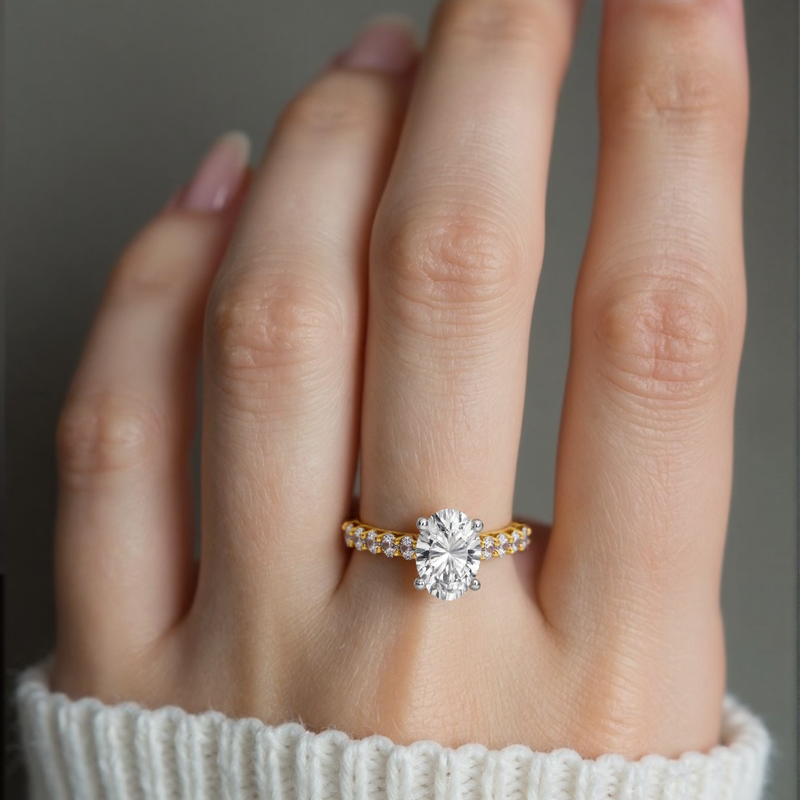 Anillo de compromiso de oro de 14 quilates con diamantes ovalados creados en laboratorio de 1 a 3,5 quilates de peso total. Claridad D VVS1, 3EX, certificado IGI.-4