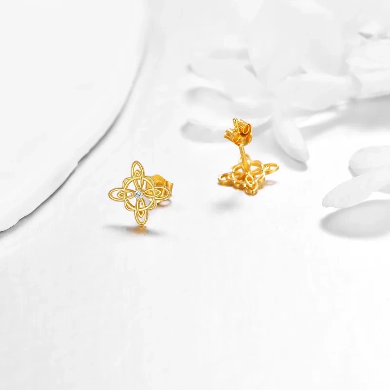 Brincos de pino com nó celta e zircônia de ouro 14K-4