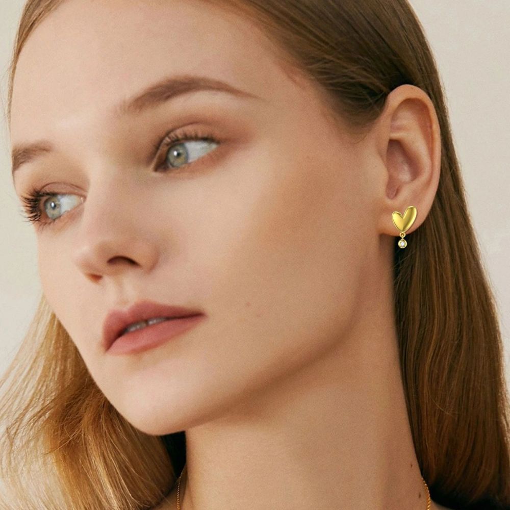 10K Gold Zircon Heart Stud Earrings-2