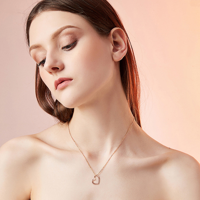 Collier avec pendentif en forme de coeur en or rose 14K-2