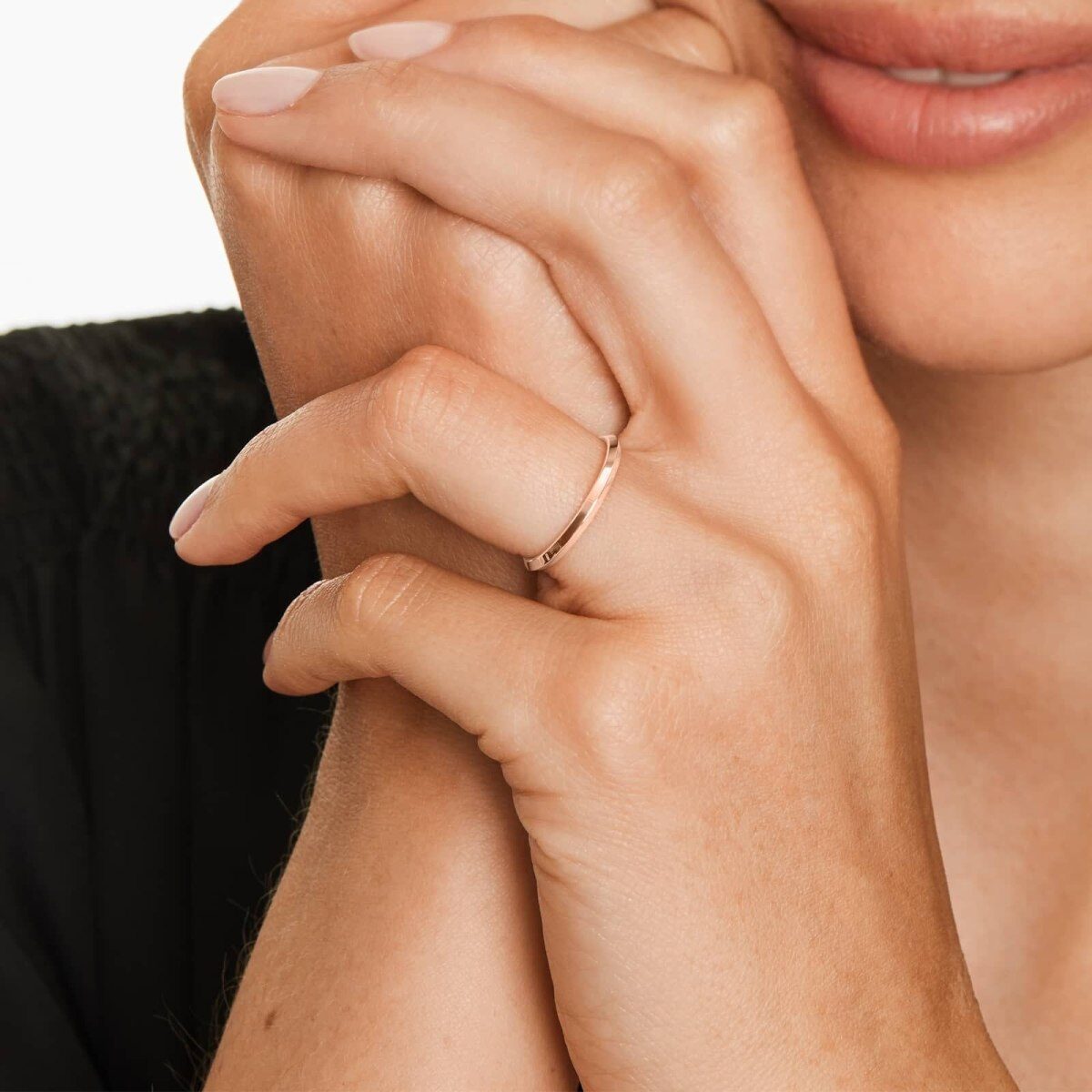 Aliança de casamento com lâmina de faca em ouro rosa 18K de 2 mm-4