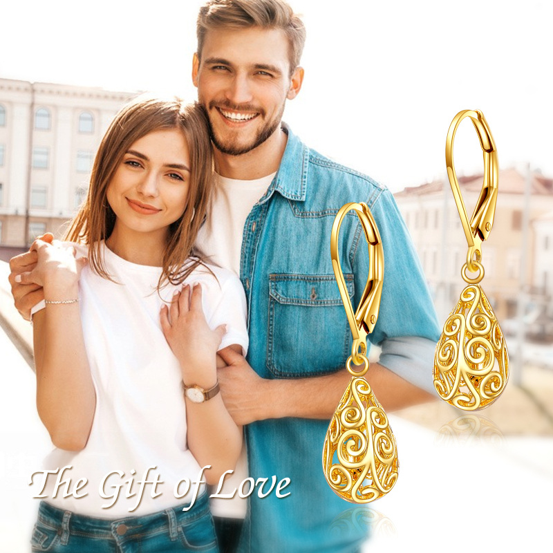 Brincos em forma de gota com filigrana em ouro branco 9K-6