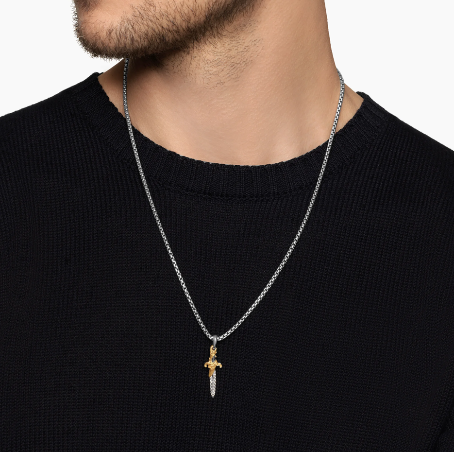 Amuleto de punhal em prata de lei com diamantes banhados a ouro amarelo-2