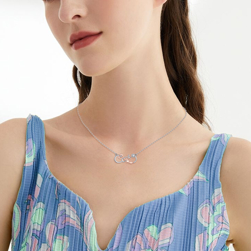 Collana con ciondolo a forma di stetoscopio a forma di cuore in argento sterling con zirconi cubici bicolore-2