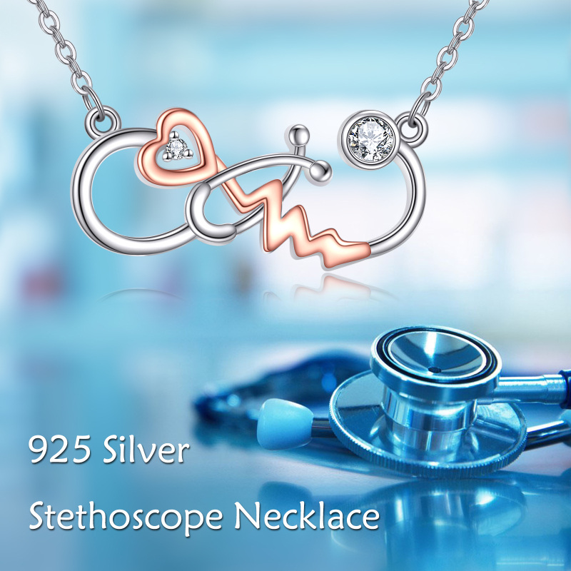 Collana con ciondolo a forma di stetoscopio a forma di cuore in argento sterling con zirconi cubici bicolore-6