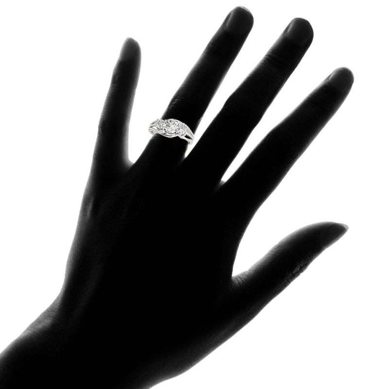 18K White Gold 1CT Round Cut Moissanite Engagement Ring-2