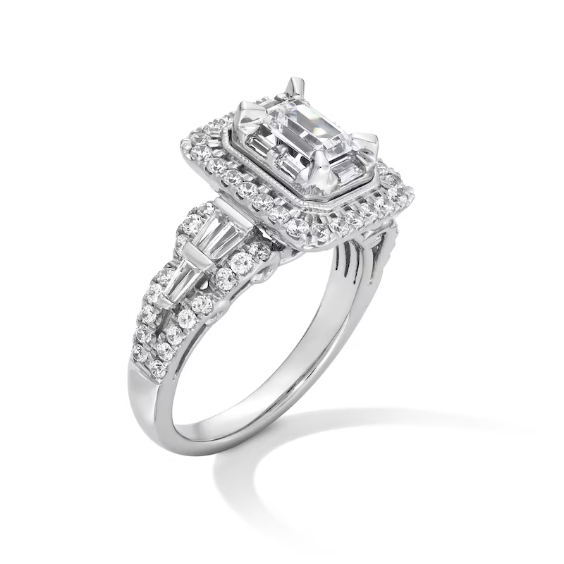 Bague de fiançailles en or blanc 14 carats avec diamant taille émeraude de 1 1/2 ct et tige fendue à double cadre-3